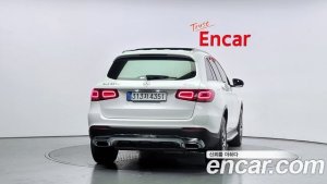 Mercedes-Benz GLC-Class GLC300e 4MATIC 2021 года из Южной Кореи