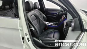Mercedes-Benz GLC-Class GLC300e 4MATIC 2021 года из Южной Кореи
