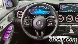 Mercedes-Benz GLC-Class GLC300e 4MATIC 2021 года из Южной Кореи