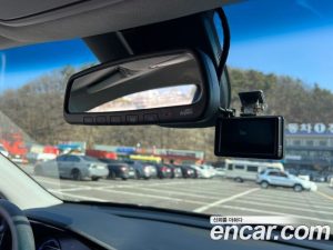 Kia Niro 1.6 HEV 2020 года из Южной Кореи