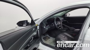 Hyundai AVANTE 1.6 2021 года из Южной Кореи