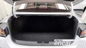 Hyundai AVANTE 1.6 2021 года из Южной Кореи