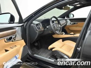 Volvo S90 B6 AWD Inscription 2021 года из Южной Кореи