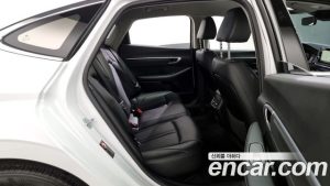 Hyundai Sonata 2.0 2022 года из Южной Кореи