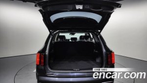 Kia Sorento Дизель 2.2 2WD 2022 года из Южной Кореи