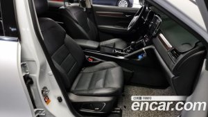 Renault-KoreaSamsung QM6 2.0 GDe RE Signature 2WD 2020 года из Южной Кореи