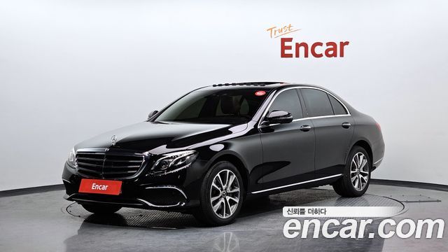 Mercedes-Benz E-Class E300 4MATIC Exclusive 2020 года из Кореи