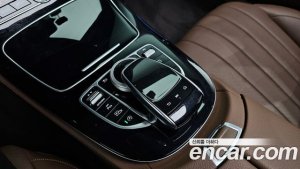 Mercedes-Benz E-Class E300 4MATIC Exclusive 2020 года из Южной Кореи