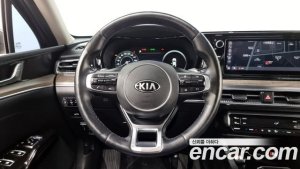 Kia K5 2.0 2020 года из Южной Кореи