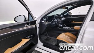 Kia K5 2.0 2021 года из Южной Кореи