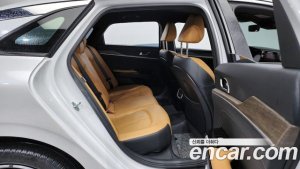 Kia K5 2.0 2021 года из Южной Кореи