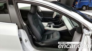 Tesla Model 3 Standard RANGE Plus 2020 года из Южной Кореи