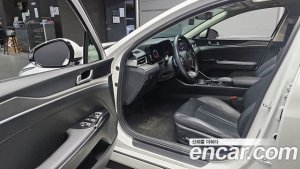 Kia K5 1.6 Turbo 2022 года из Южной Кореи