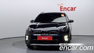 Kia Niro 1.6 HEV 2020 года из Южной Кореи