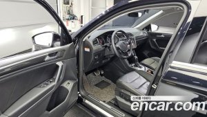 Volkswagen Tiguan 2.0 TDI Premium 2020 года из Южной Кореи