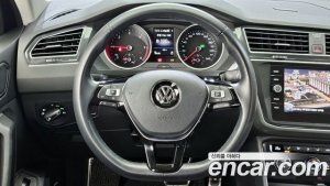 Volkswagen Tiguan 2.0 TDI Premium 2020 года из Южной Кореи