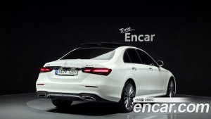 Mercedes-Benz E-Class E350 4MATIC AMG Line 2021 года из Южной Кореи