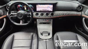 Mercedes-Benz E-Class E350 4MATIC AMG Line 2021 года из Южной Кореи