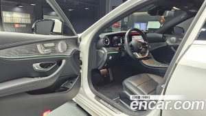 Mercedes-Benz E-Class E350 4MATIC AMG Line 2021 года из Южной Кореи