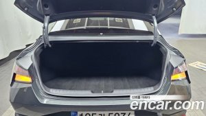 Hyundai AVANTE Modern 2021 года из Южной Кореи