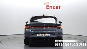 Hyundai AVANTE 1.6 2021 года из Южной Кореи