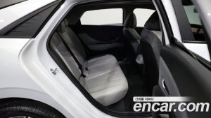 Hyundai AVANTE 1.6 2021 года из Южной Кореи