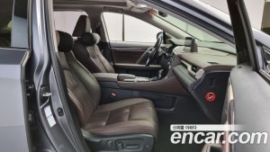 Lexus RX Executive 2020 года из Южной Кореи