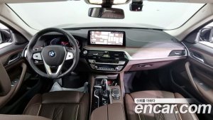BMW 5-Series 530i Luxury 2021 года из Южной Кореи