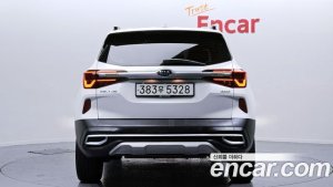 Kia Seltos Бензин 1.6 Turbo 2WD 2021 года из Южной Кореи