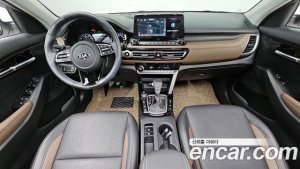 Kia Seltos Бензин 1.6 Turbo 2WD 2021 года из Южной Кореи