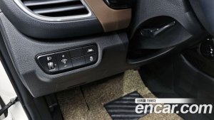 Kia Seltos Бензин 1.6 Turbo 2WD 2021 года из Южной Кореи
