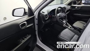 Hyundai Venue 1.6 Smart 2021 года из Южной Кореи