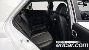 Hyundai Venue 1.6 Smart 2021 года из Южной Кореи