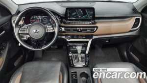 Kia Seltos Бензин 1.6 Turbo 4WD 2021 года из Южной Кореи