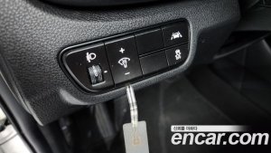 Kia Seltos Бензин 1.6 Turbo 4WD 2021 года из Южной Кореи