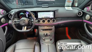 Mercedes-Benz E-Class E220d 4MATIC AMG Line 2021 года из Южной Кореи