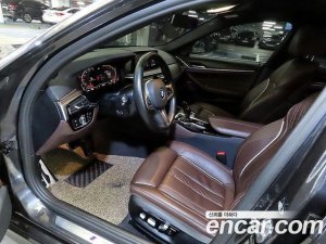 BMW 5-Series 520i M Sport 2020 года из Южной Кореи