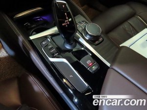 BMW 5-Series 520i M Sport 2020 года из Южной Кореи