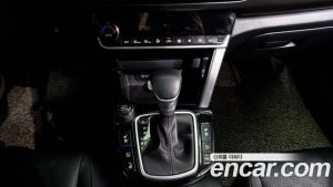 Kia Seltos Бензин 1.6 Turbo 2WD 2022 года из Южной Кореи