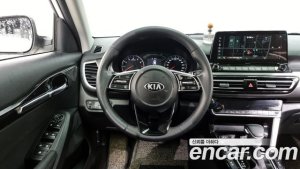 Kia Seltos Бензин 1.6 Turbo 2WD 2022 года из Южной Кореи