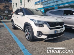 Kia Seltos Бензин 1.6 Turbo 2WD 2021 года из Южной Кореи