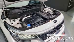 Kia Seltos Бензин 1.6 Turbo 2WD 2021 года из Южной Кореи