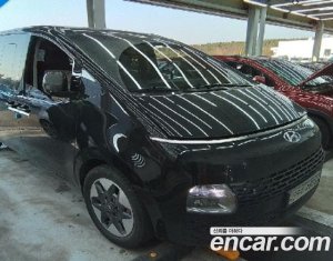 Hyundai Staria Tourer 11-Seater 2022 года из Южной Кореи