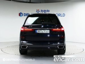BMW X7 xDrive 40i M Sport 6인승 2021 года из Южной Кореи