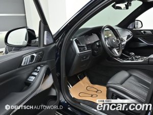BMW X7 xDrive 40i M Sport 6인승 2021 года из Южной Кореи