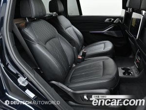 BMW X7 xDrive 40i M Sport 6인승 2021 года из Южной Кореи