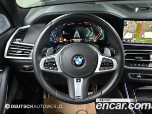BMW X7 xDrive 40i M Sport 6인승 2021 года из Южной Кореи