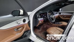 Mercedes-Benz E-Class E250 Avantgarde 2021 года из Южной Кореи