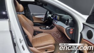 Mercedes-Benz E-Class E250 Avantgarde 2021 года из Южной Кореи