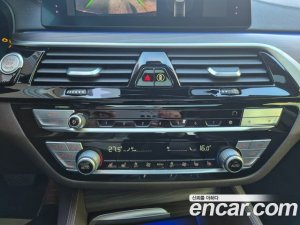 BMW 5-Series 520d xDrive Luxury Plus 2020 года из Южной Кореи